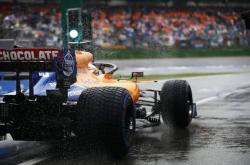 开云体育入口-迈凯伦逆转梅赛德斯，诺里斯统治全场