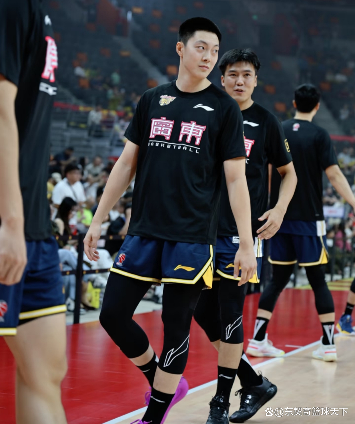 广东男篮主场迎战上海队，双方将上演对决