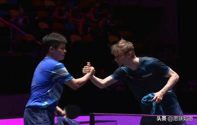 丹麦羽毛球队翻盘泰国羽毛球队,陶菲克制霸全场的简单介绍 丹麦羽毛球队翻盘泰国羽毛球队,陶菲克制霸全场的简单介绍