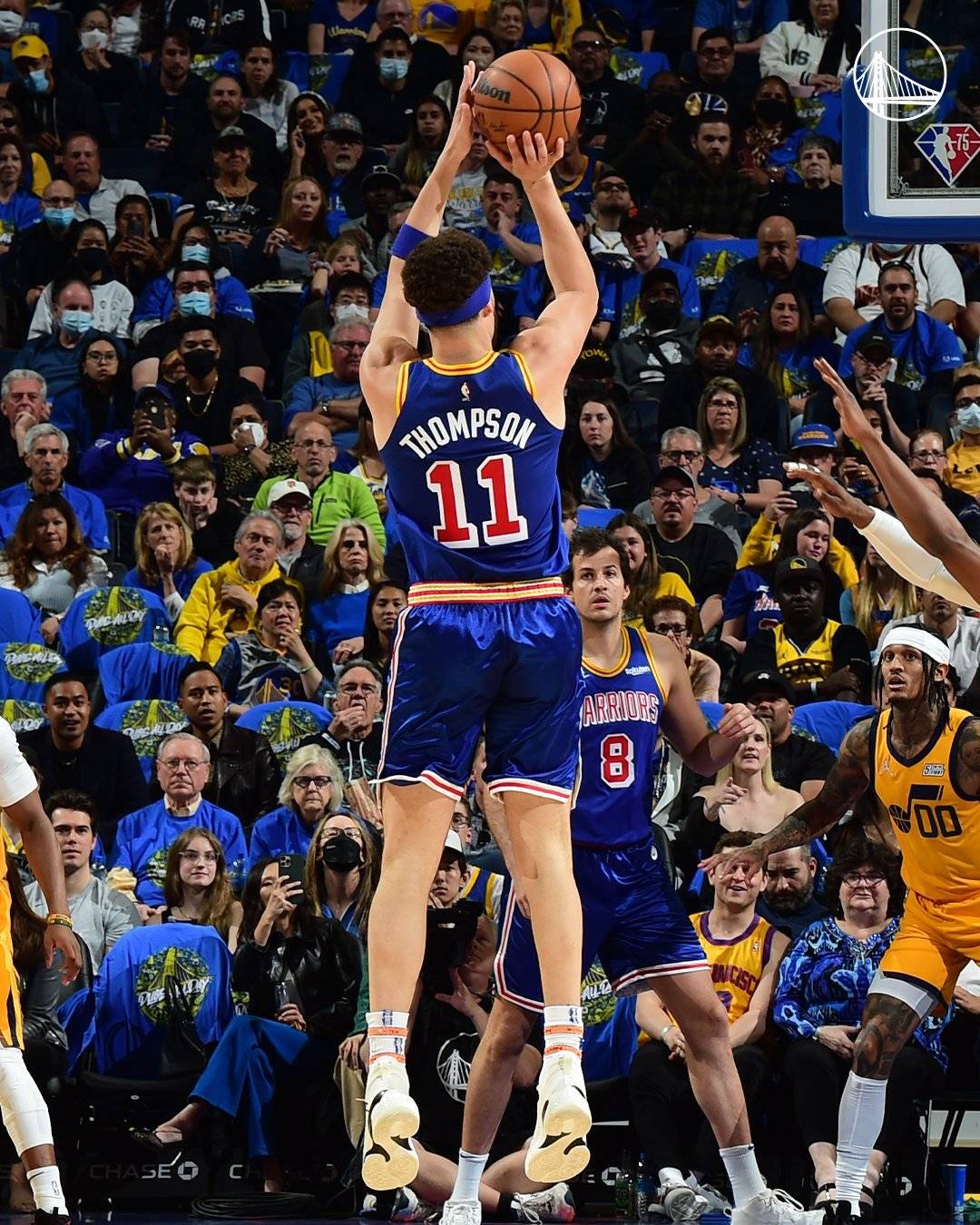 热火翻盘深圳队，克莱惊艳四座